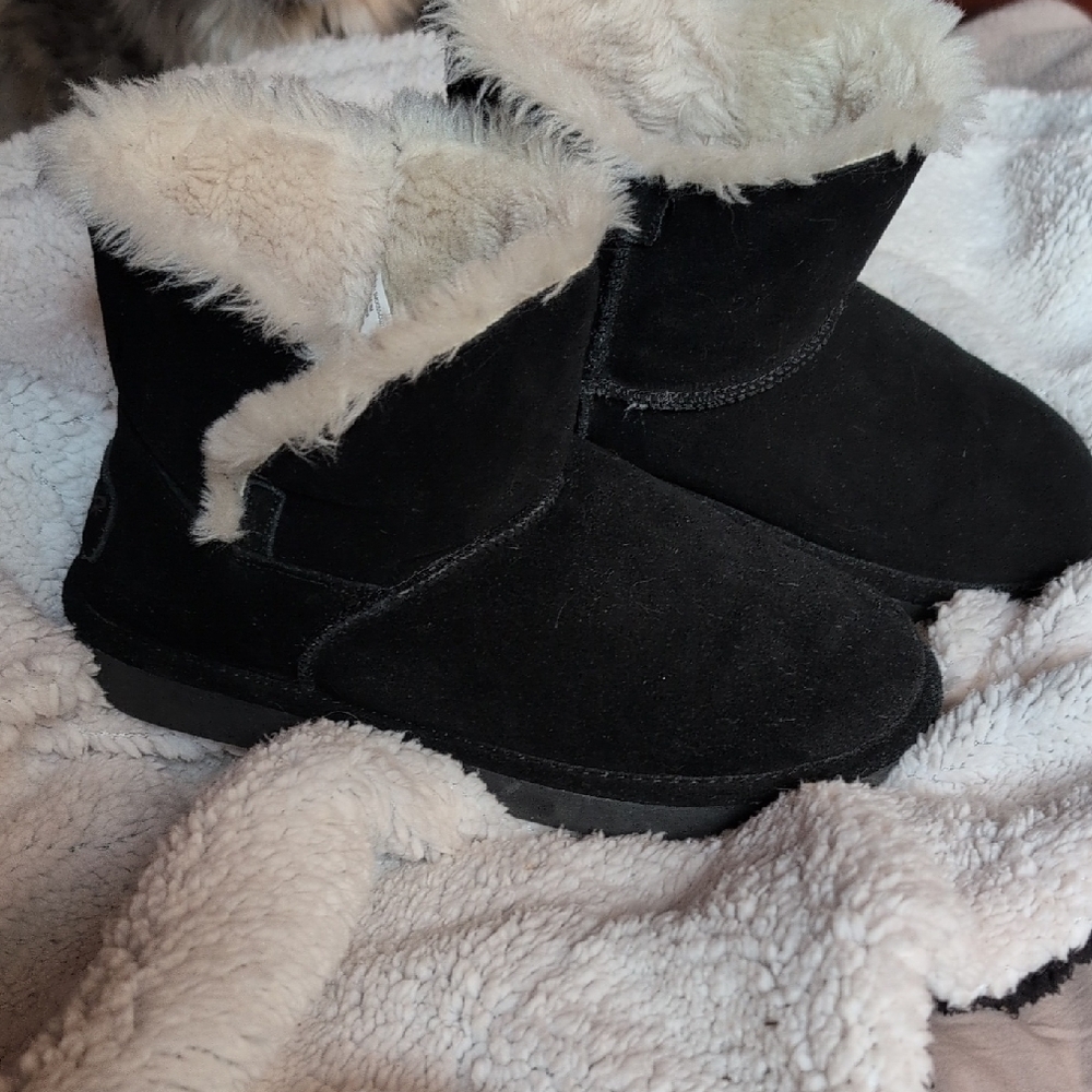 SoftMoc Elegant Black Shearling Women's Winter Boots Size 8